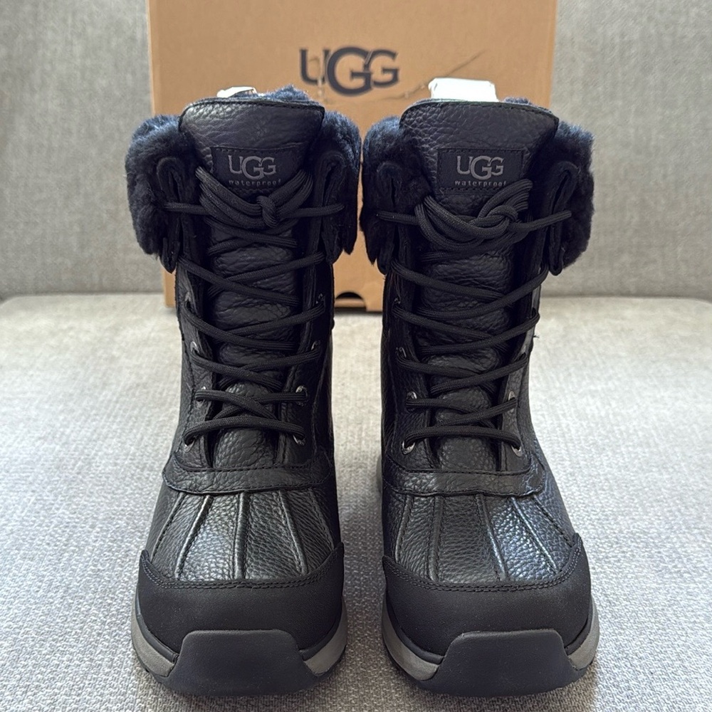 NIB✨UGG® Women’s Adirondack III Water Resistant Bootie Black/Black, size 8M